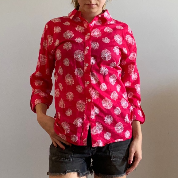 French Curve Button Up - Picture 4 of 4